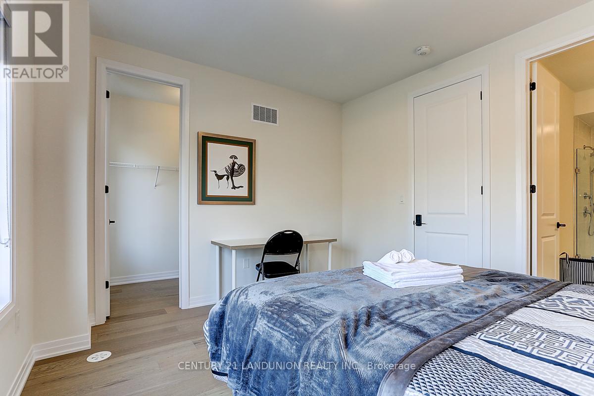 6 De La Roche Drive, Vaughan, Ontario  L4H 5G4 - Photo 26 - N12442901