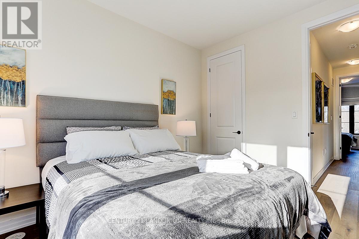 6 De La Roche Drive, Vaughan, Ontario  L4H 5G4 - Photo 35 - N12442901