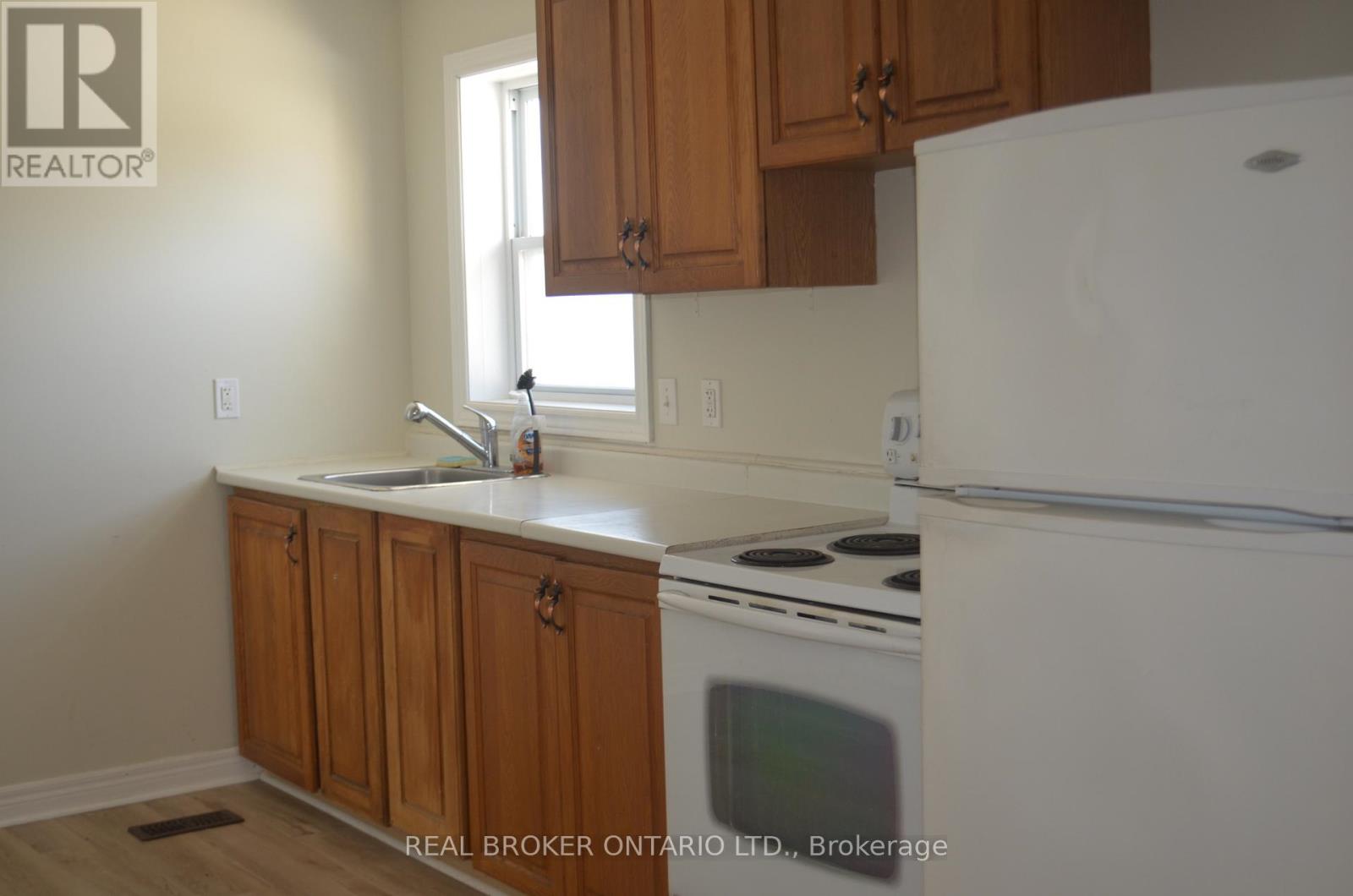4 - 633785 63 Road, Grey Highlands, Ontario  N0C 1A0 - Photo 6 - X12412736