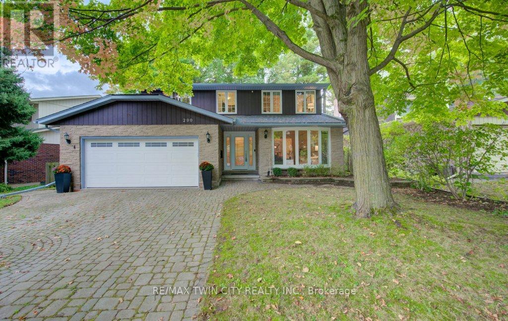 299 Hiawatha Drive, Waterloo, Ontario  N2L 2V9 - Photo 3 - X12424257