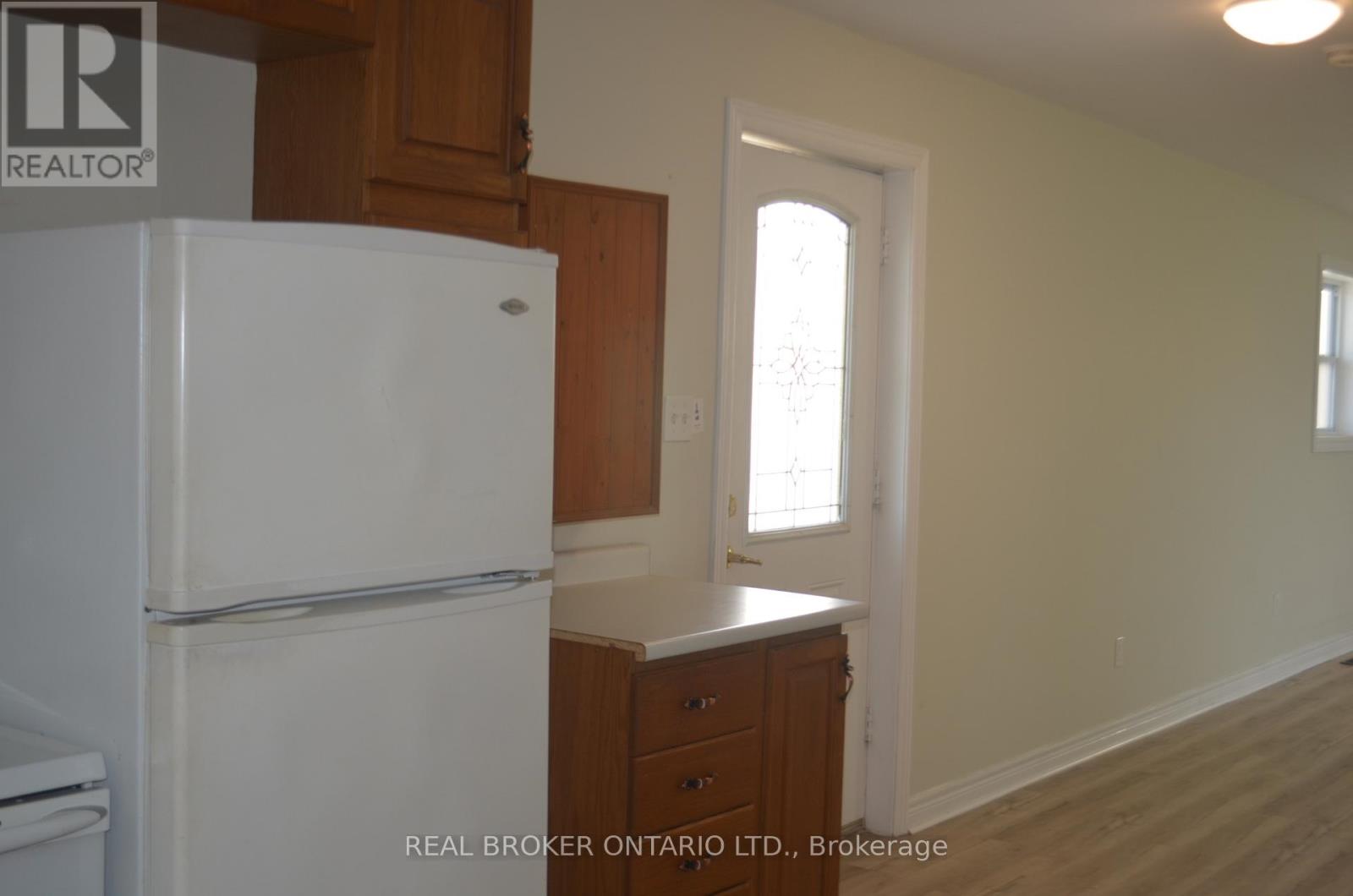4 - 633785 63 Road, Grey Highlands, Ontario  N0C 1A0 - Photo 5 - X12412736