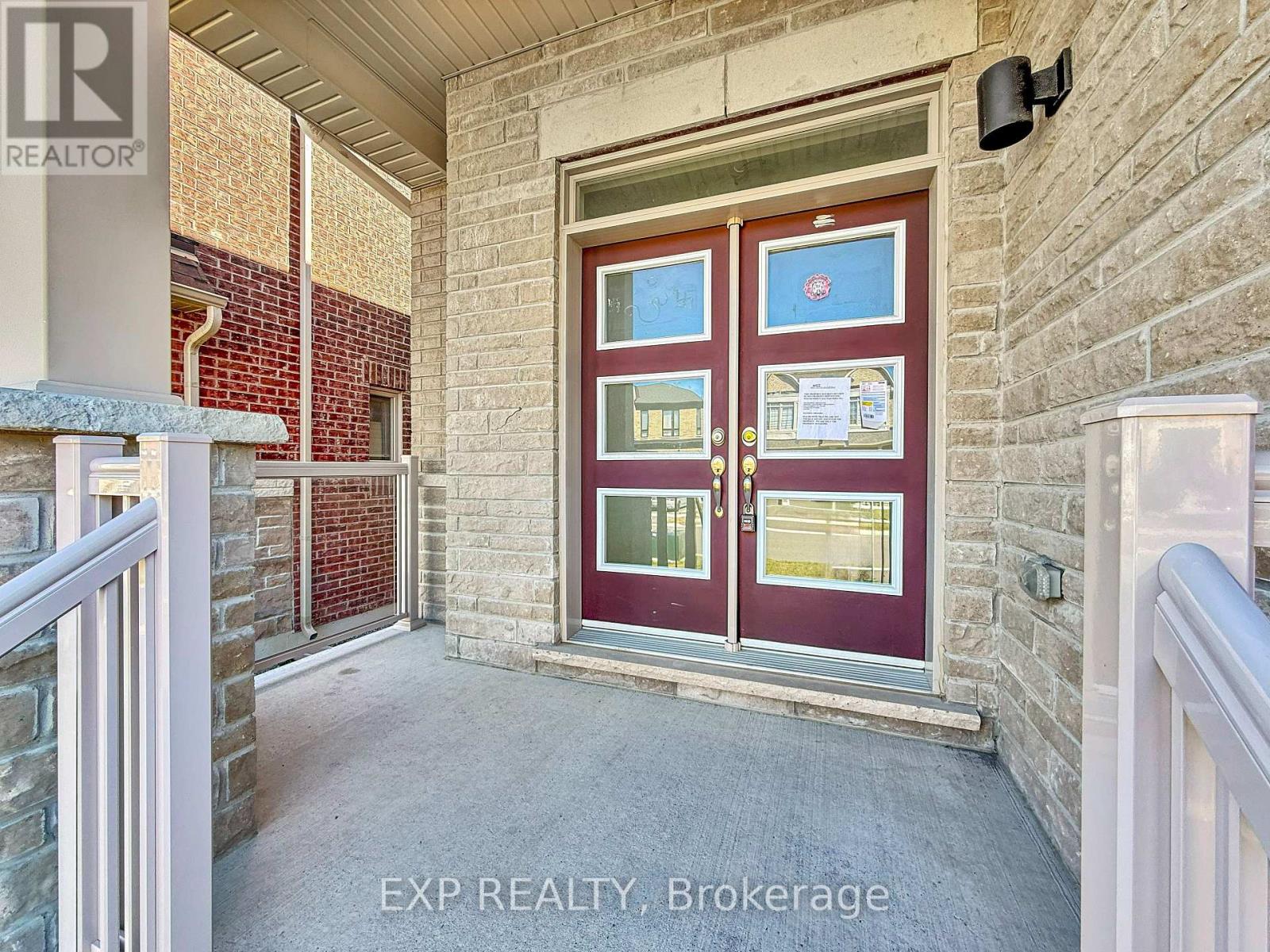 233 Wesmina Avenue, Whitchurch-Stouffville (Stouffville), Ontario  L4A 0R8 - Photo 4 - N12444706