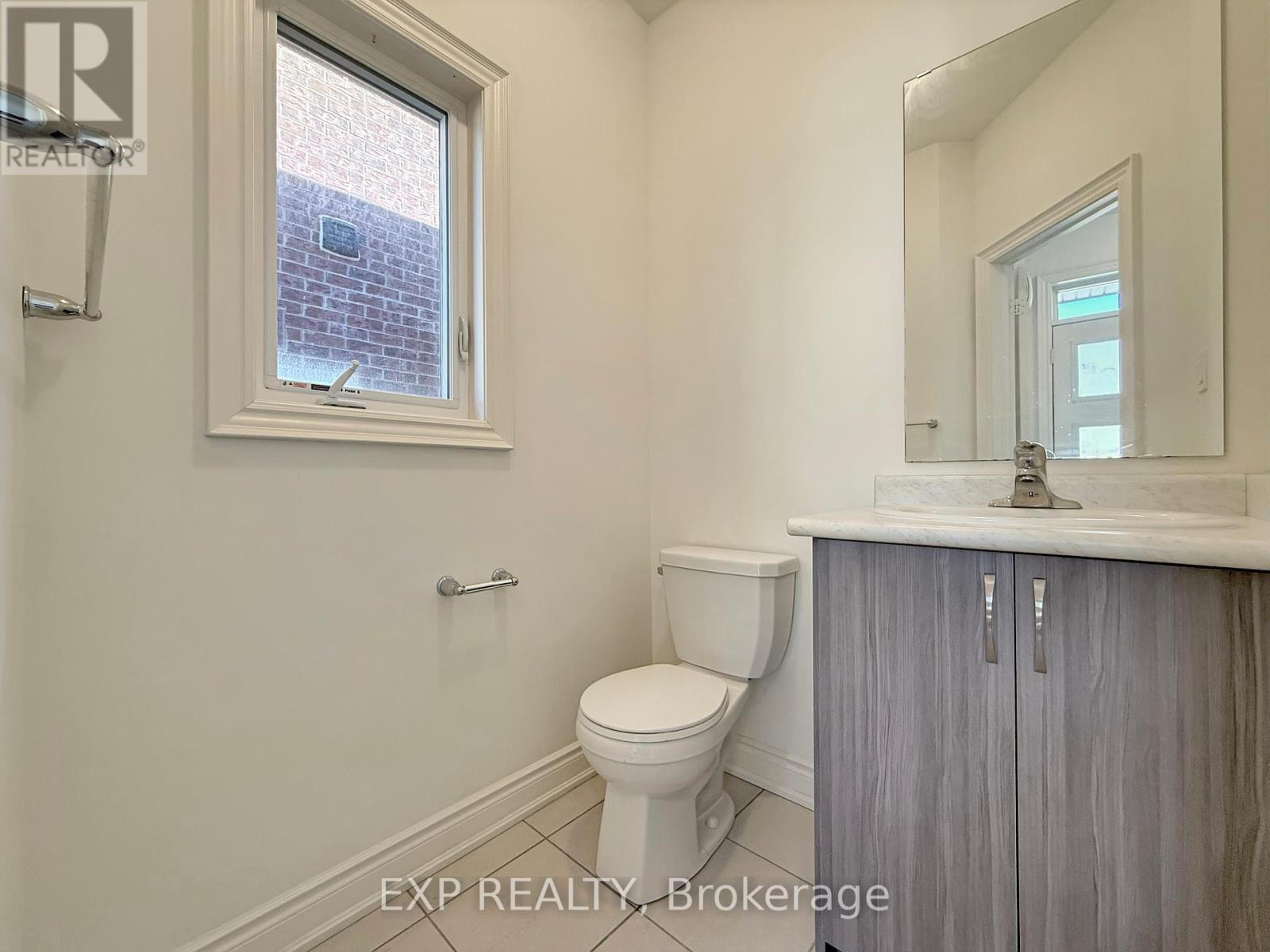233 Wesmina Avenue, Whitchurch-Stouffville (Stouffville), Ontario  L4A 0R8 - Photo 6 - N12444706