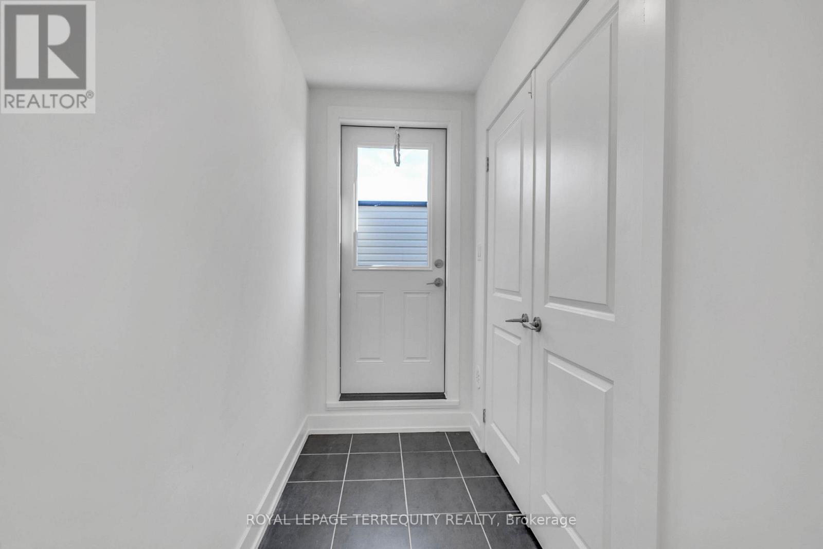 9 - 12860 Yonge Street, Richmond Hill, Ontario  L4E 1J4 - Photo 28 - N12444707