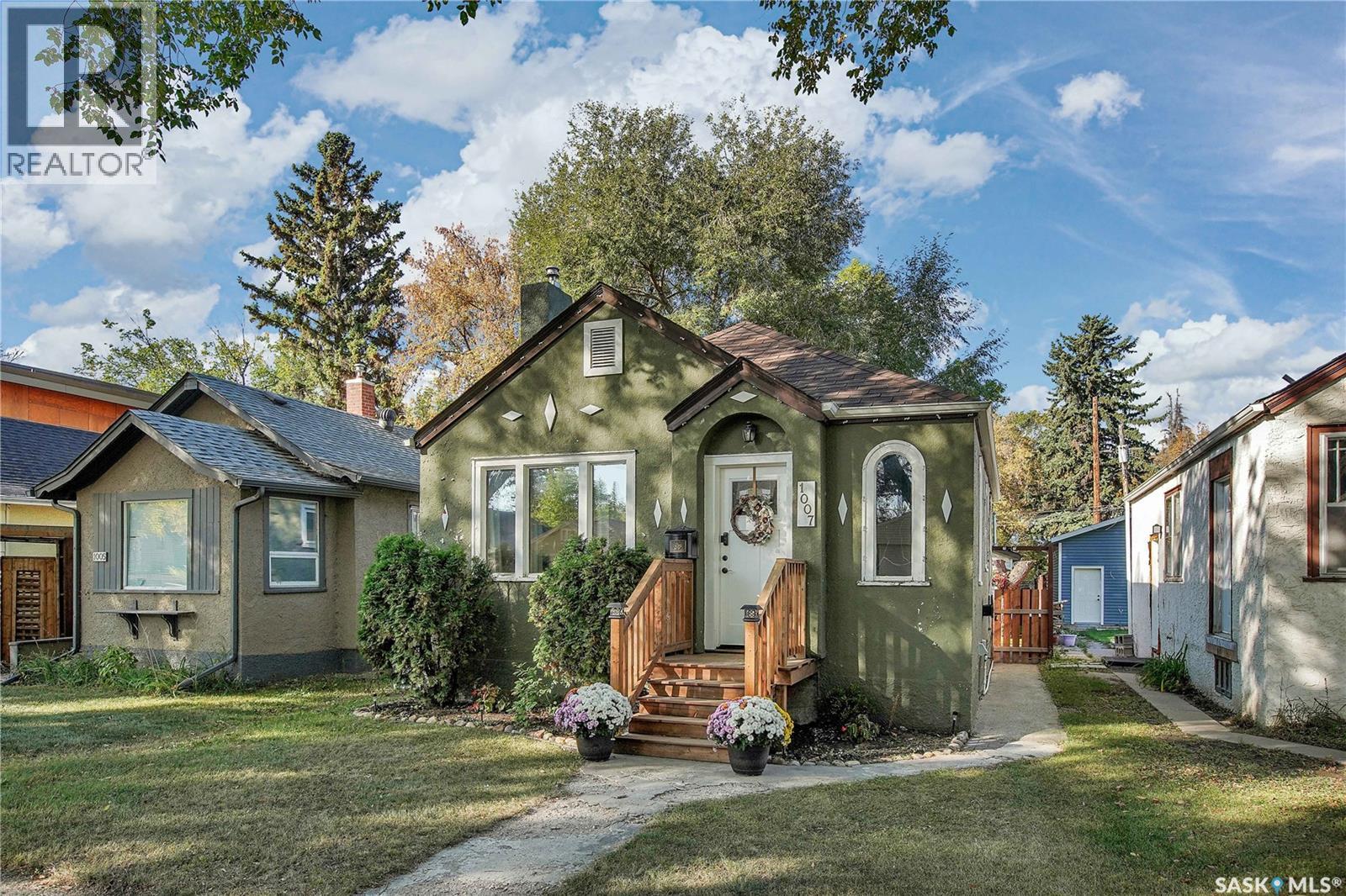1007 D AVENUE N, Saskatoon, Saskatchewan