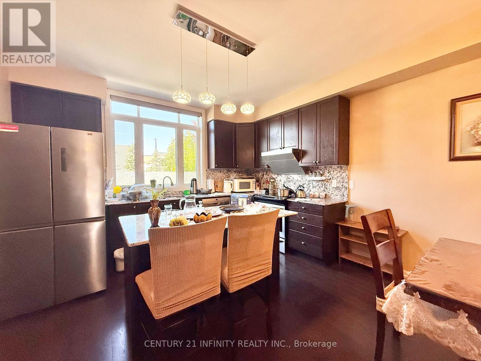 94 Longshore Way, Whitby, Ontario  L1N 0M1 - Photo 4 - E12440352