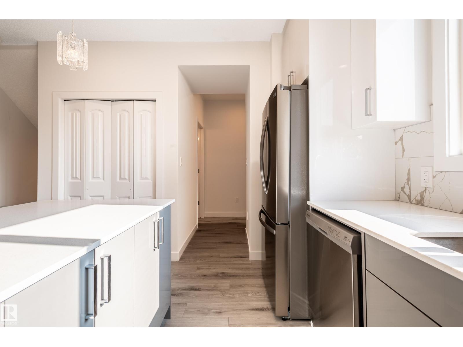 1065 Mcconachie Bv Nw, Edmonton, Alberta  T5Y 0P7 - Photo 25 - E4460814