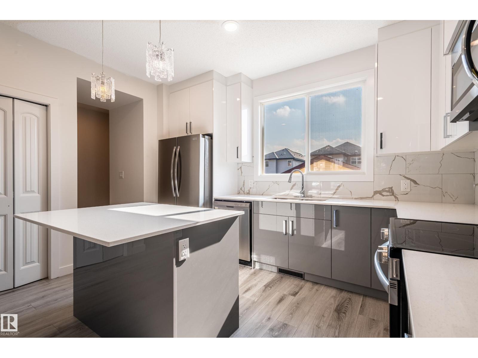 1065 Mcconachie Bv Nw, Edmonton, Alberta  T5Y 0P7 - Photo 20 - E4460814