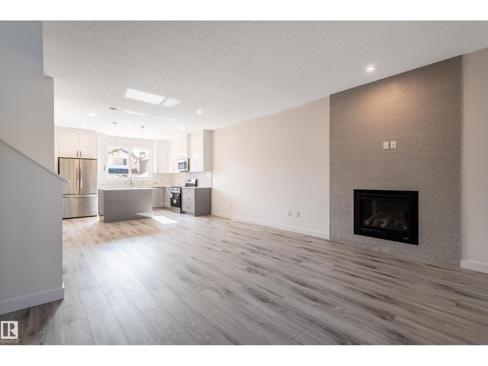 1065 Mcconachie Bv Nw, Edmonton, Alberta  T5Y 0P7 - Photo 13 - E4460814