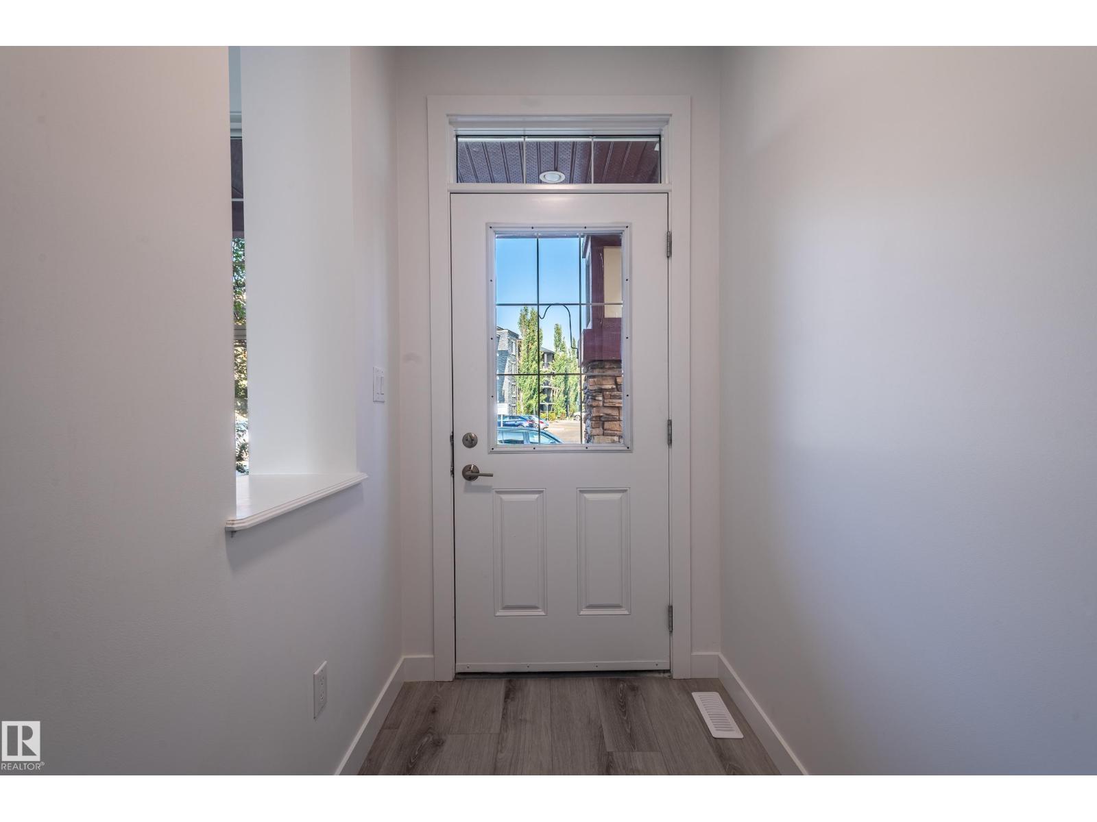 1065 Mcconachie Bv Nw, Edmonton, Alberta  T5Y 0P7 - Photo 8 - E4460814
