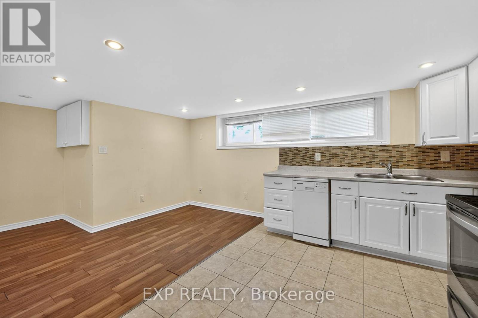 Lower Level - 3567 Queenston Drive, Mississauga, Ontario  L5C 2G8 - Photo 12 - W12444705