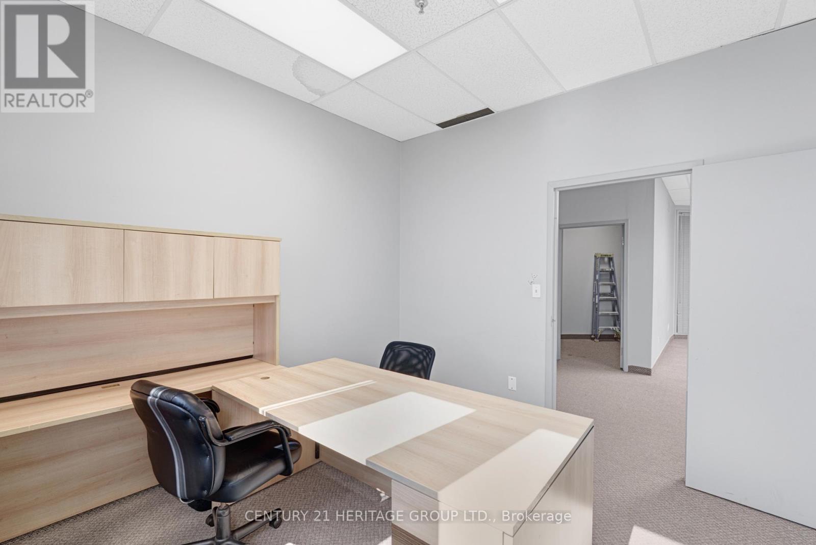 202 - 171 Marycroft Avenue, Vaughan, Ontario  L4L 5Y3 - Photo 10 - N12417233