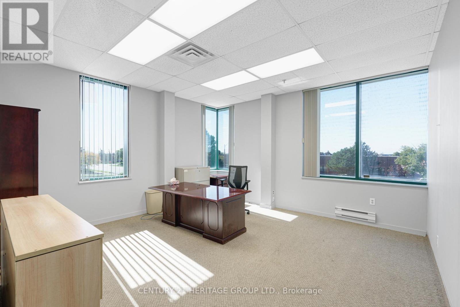 202 - 171 Marycroft Avenue, Vaughan, Ontario  L4L 5Y3 - Photo 16 - N12417233
