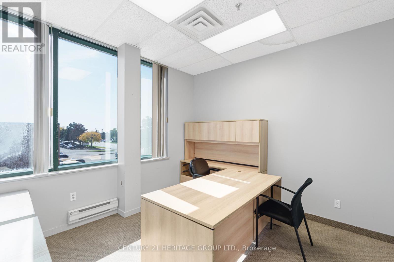202 - 171 Marycroft Avenue, Vaughan, Ontario  L4L 5Y3 - Photo 12 - N12417233