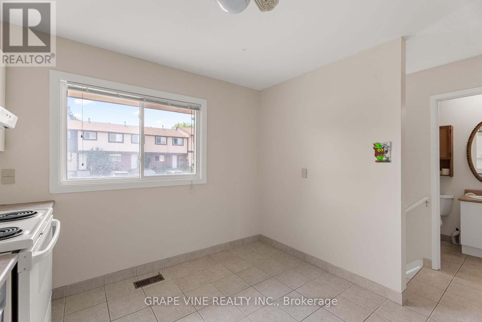 31 - 2671 Pimlico Crescent, Ottawa, Ontario  K1T 2A6 - Photo 8 - X12444723
