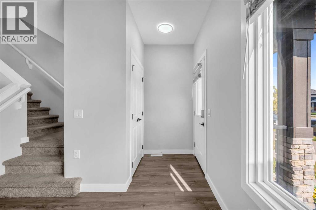 39 Cornerbrook Gate Ne, Calgary, Alberta  T3N 1L6 - Photo 3 - A2258307