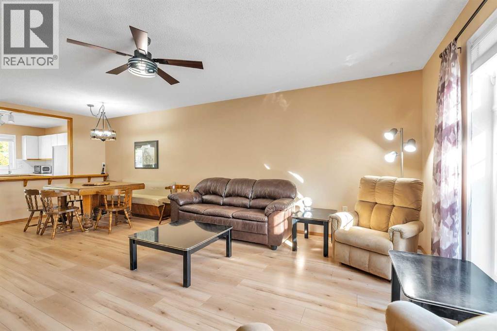 26, 105 Elm Place, Okotoks, Alberta  T1S 1Y9 - Photo 3 - A2260675