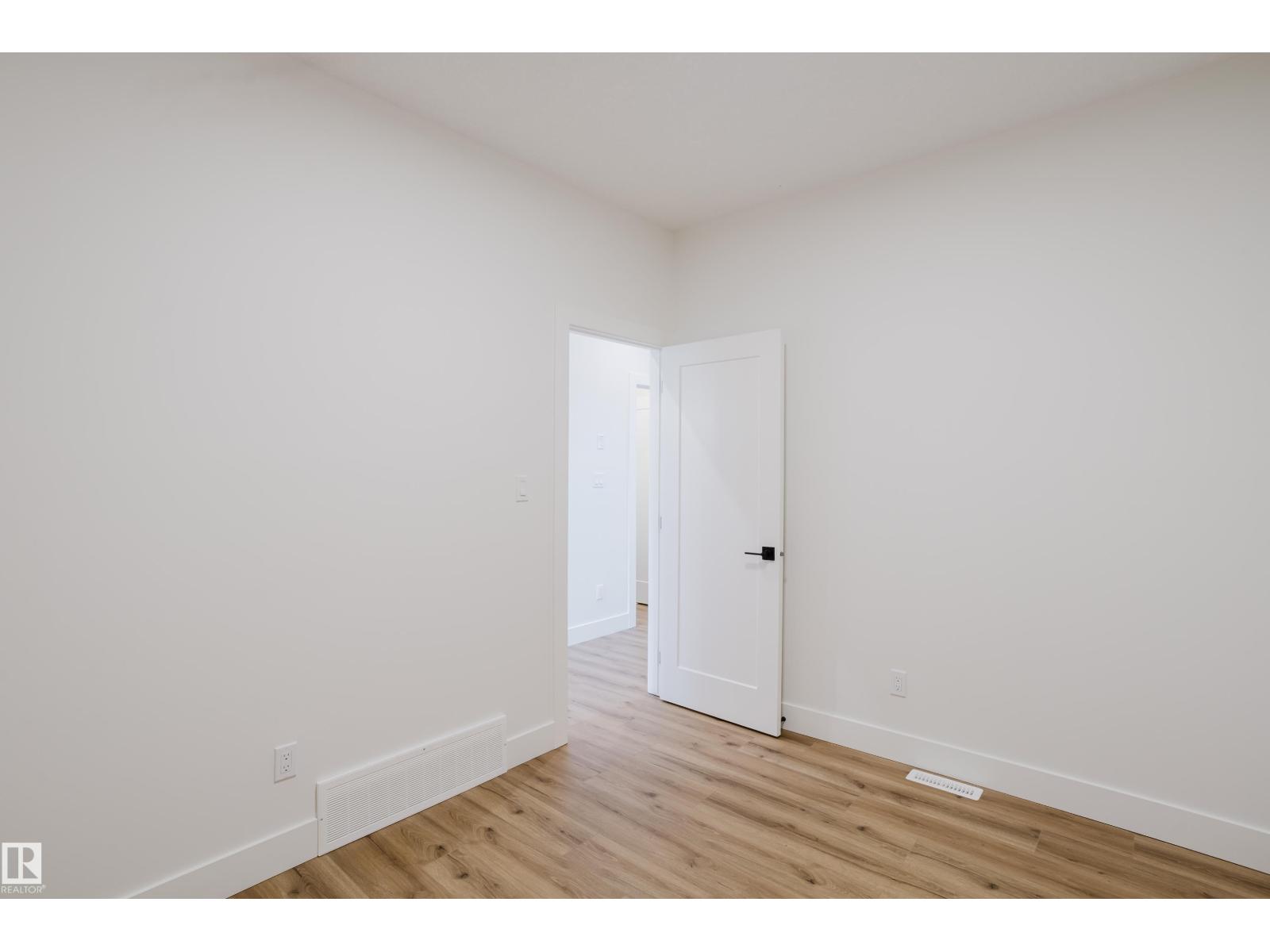 21112 26 Av Nw, Edmonton, Alberta  T6M 3H2 - Photo 30 - E4460815