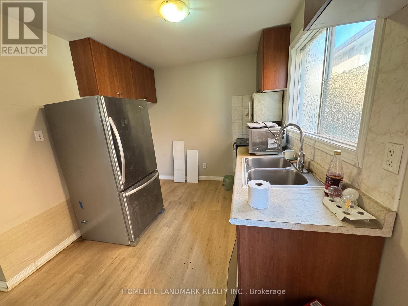 Ground Level - 51 Navaho Drive, Toronto, Ontario  M2H 2X2 - Photo 3 - C12444724