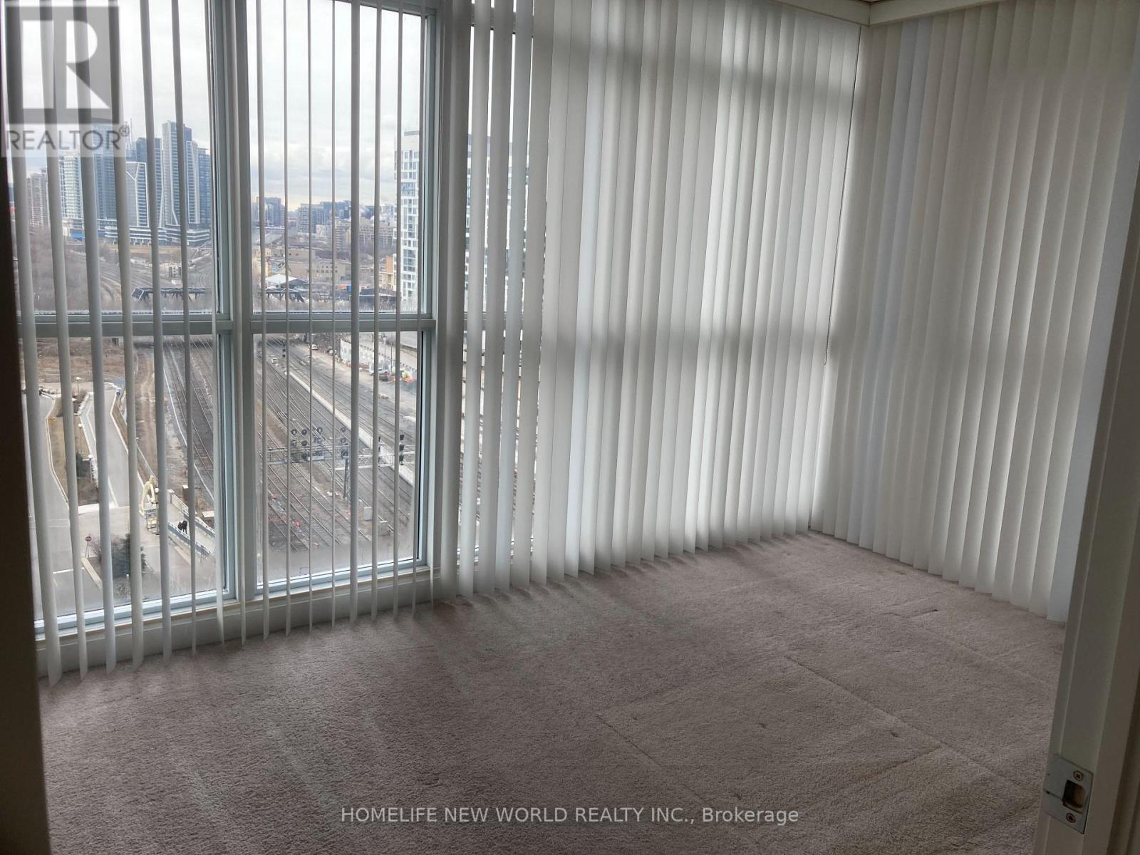 1612 - 15 Iceboat Terrace, Toronto, Ontario  M5V 4A5 - Photo 3 - C12444726