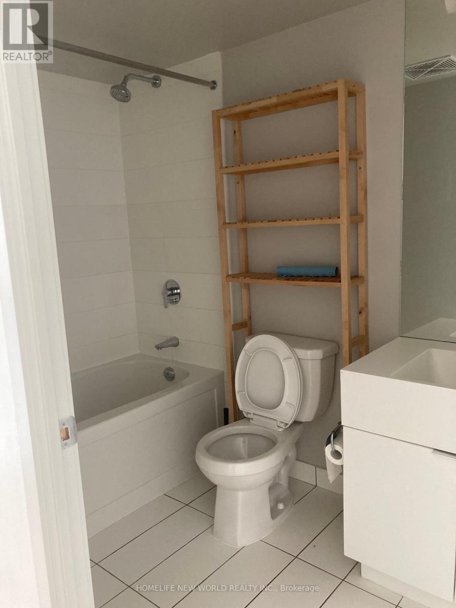 1612 - 15 Iceboat Terrace, Toronto, Ontario  M5V 4A5 - Photo 7 - C12444726