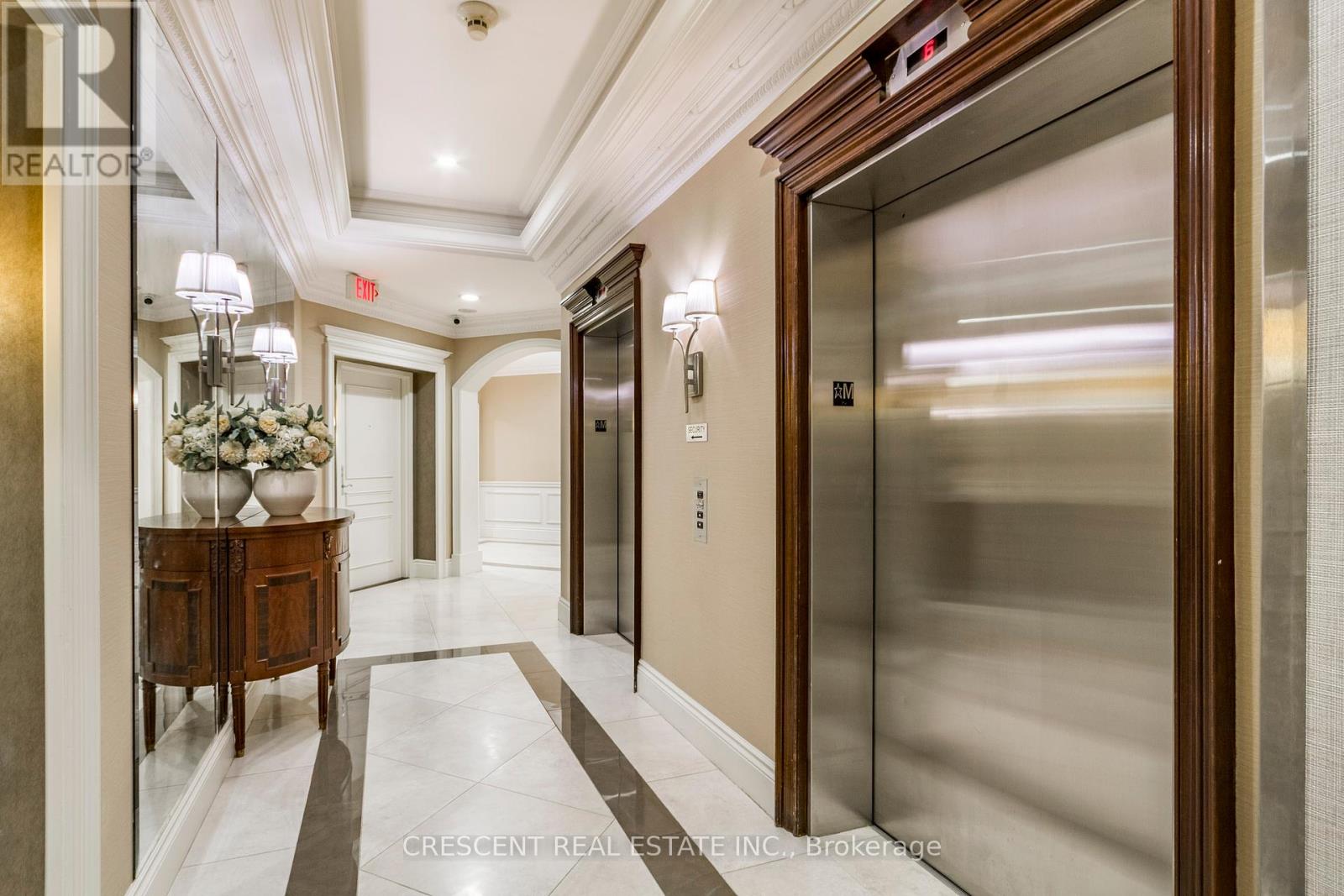 605 - 3085 Bloor Street W, Toronto, Ontario  M8X 1C9 - Photo 8 - W12438970
