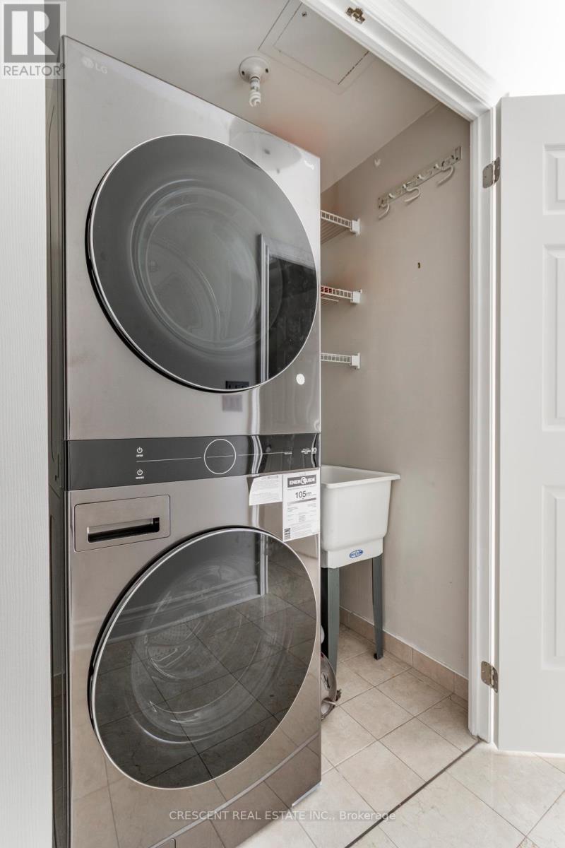 605 - 3085 Bloor Street W, Toronto, Ontario  M8X 1C9 - Photo 32 - W12438970