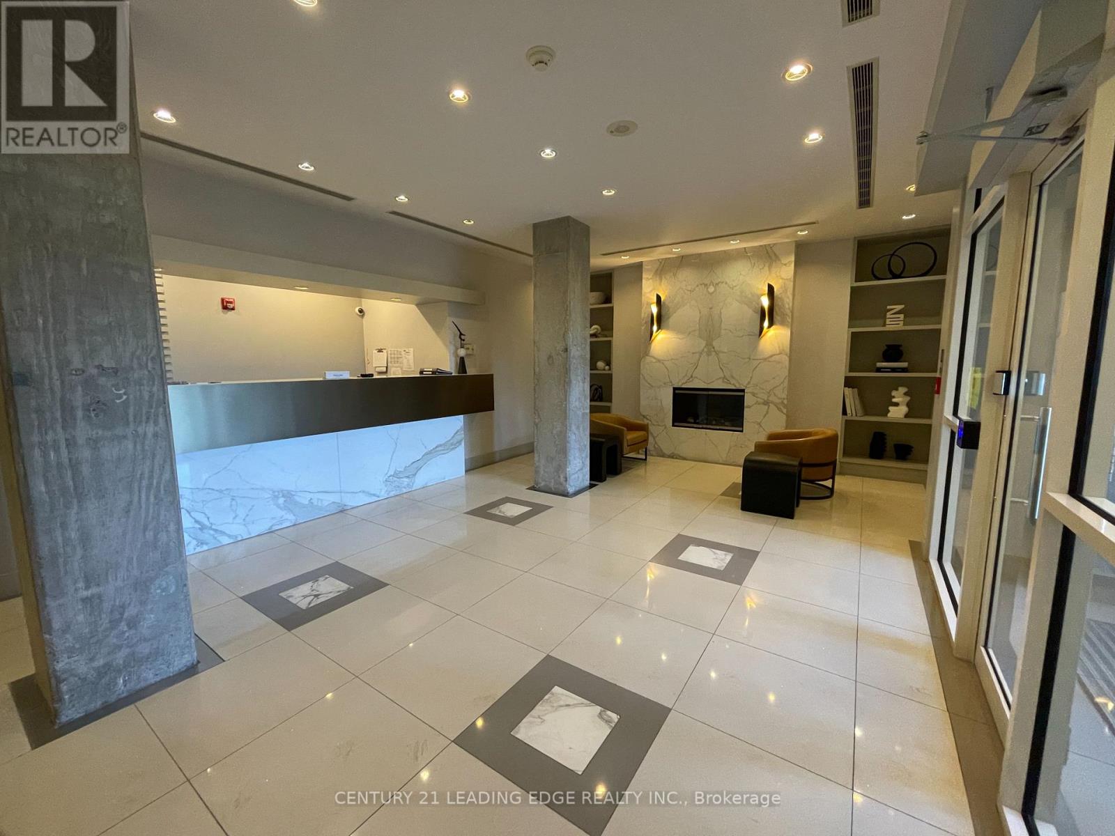 1602 - 1105 Leslie Street, Toronto, Ontario  M3C 4G9 - Photo 2 - C12441564
