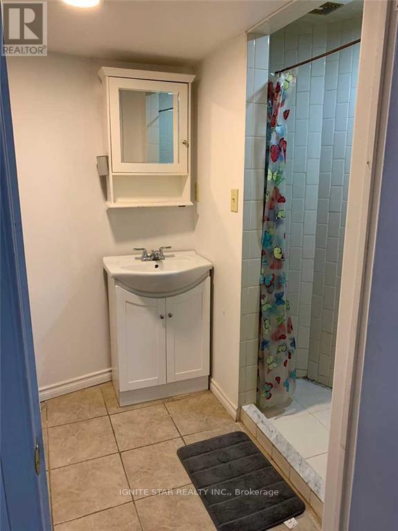 68 Palomino Drive, Mississauga, Ontario  L4Z 3H8 - Photo 10 - W12438734