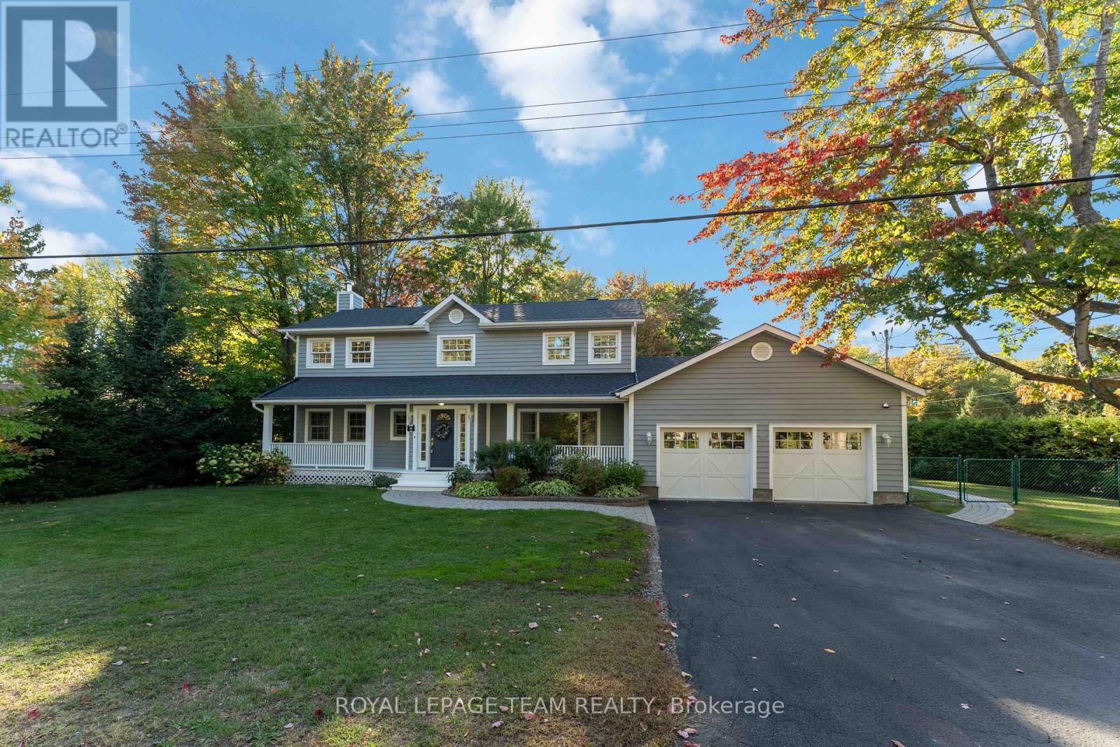 60 Vaan Drive, Ottawa, Ontario  K2G 0C9 - Photo 3 - X12440886
