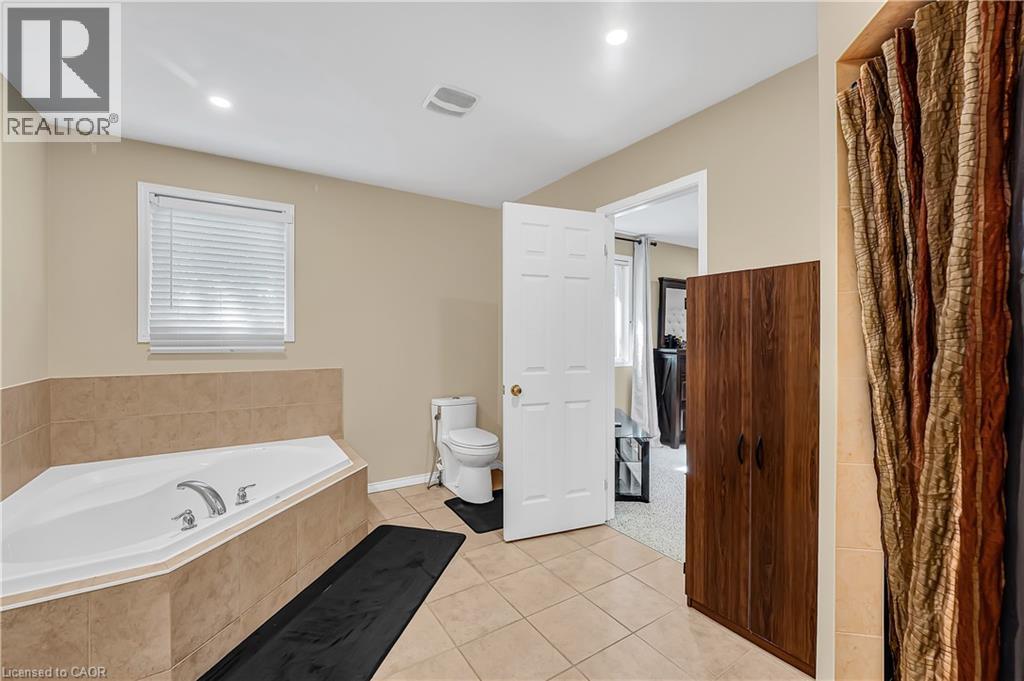 35 Pantano Drive, Hamilton, Ontario  L9B 2Y4 - Photo 29 - 40764904