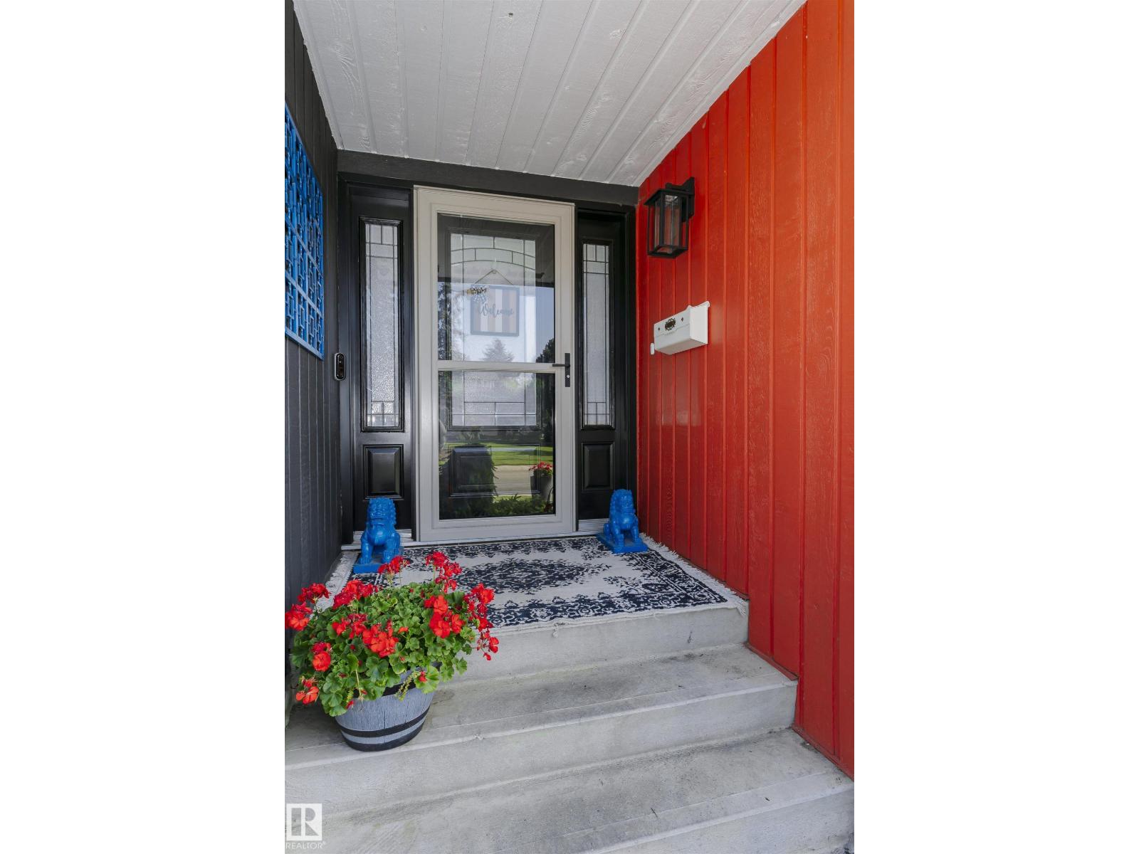 15104 42 Av Nw, Edmonton, Alberta  T6H 5L6 - Photo 3 - E4458582