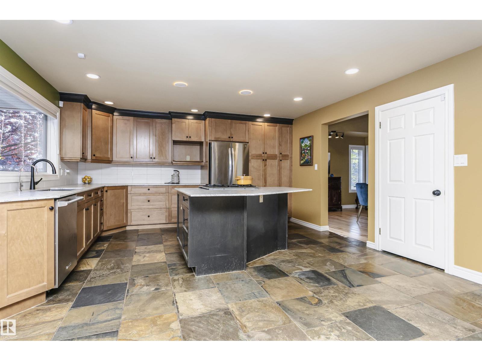 15104 42 Av Nw, Edmonton, Alberta  T6H 5L6 - Photo 12 - E4458582