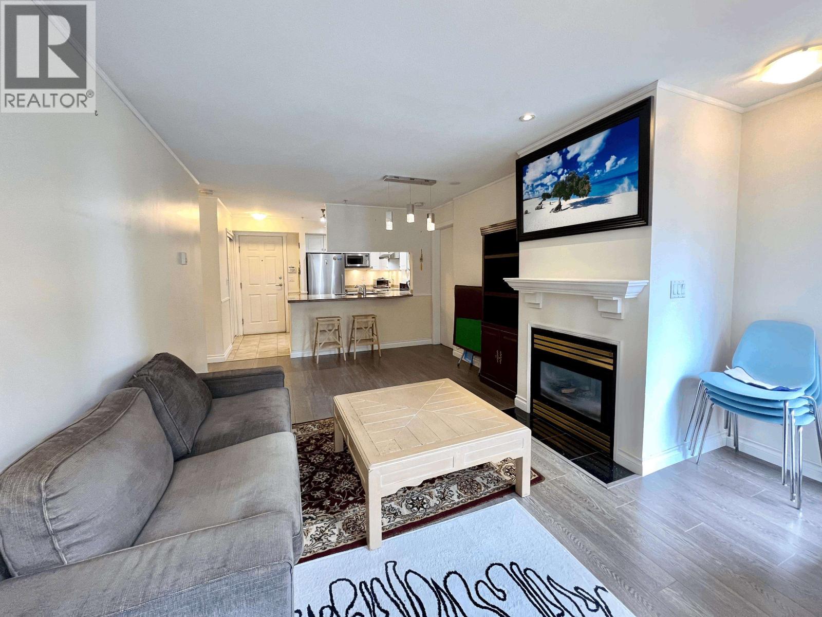 301 7038 21st Avenue, Burnaby, British Columbia  V5E 2Y9 - Photo 3 - R3054920