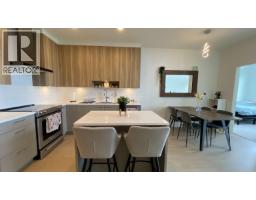 614 7599 15TH STREET