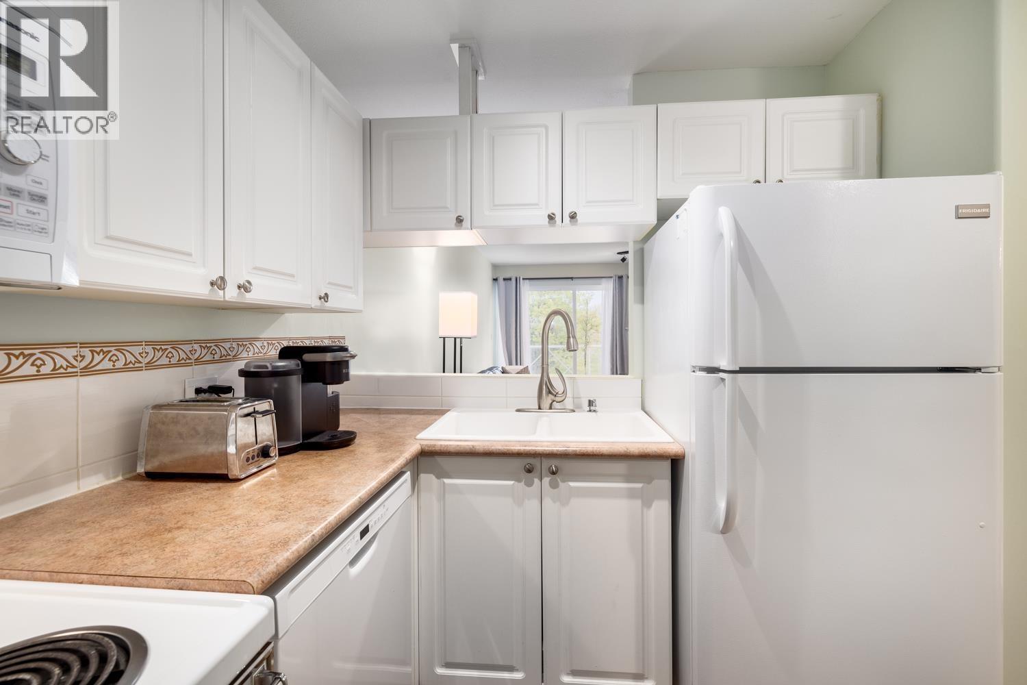 Ph2 5788 Vine Street, Vancouver, British Columbia  V6M 4L8 - Photo 4 - R3055354