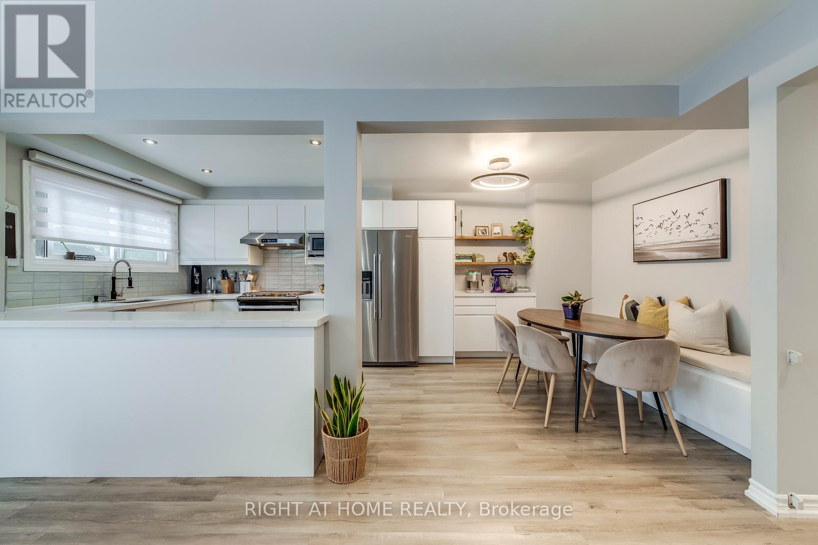 132 - 132 Ashton Crescent, Brampton (Central Park), Ontario  L6S 3J9 - Photo 17 - W12444718