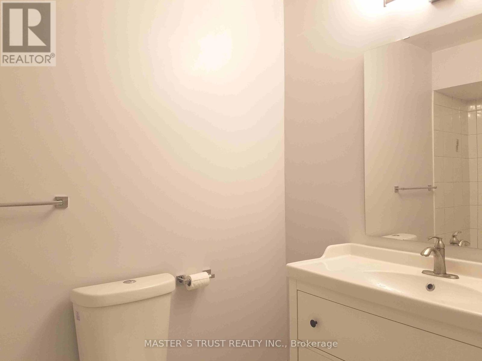1316 Redbank Crescent, Oakville, Ontario  L6H 1Y5 - Photo 10 - W12444734