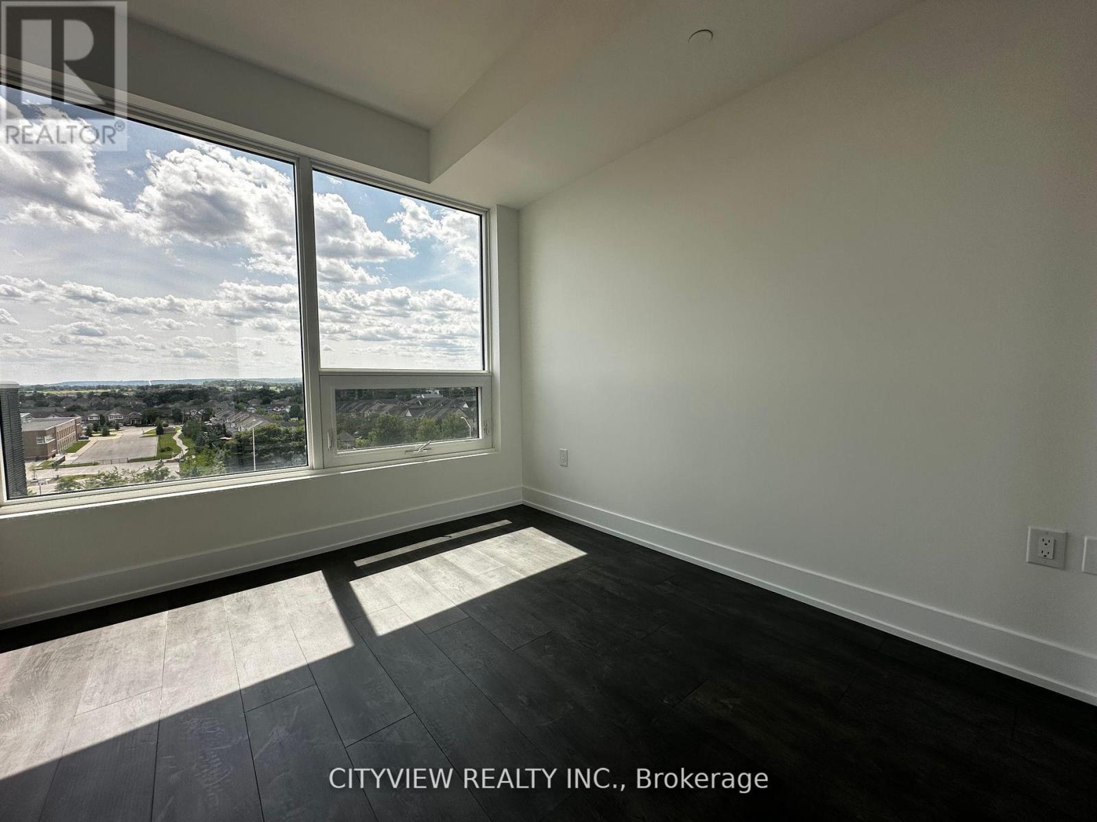 541 - 2450 Old Bronte Road, Oakville, Ontario  L6M 5P6 - Photo 10 - W12444736