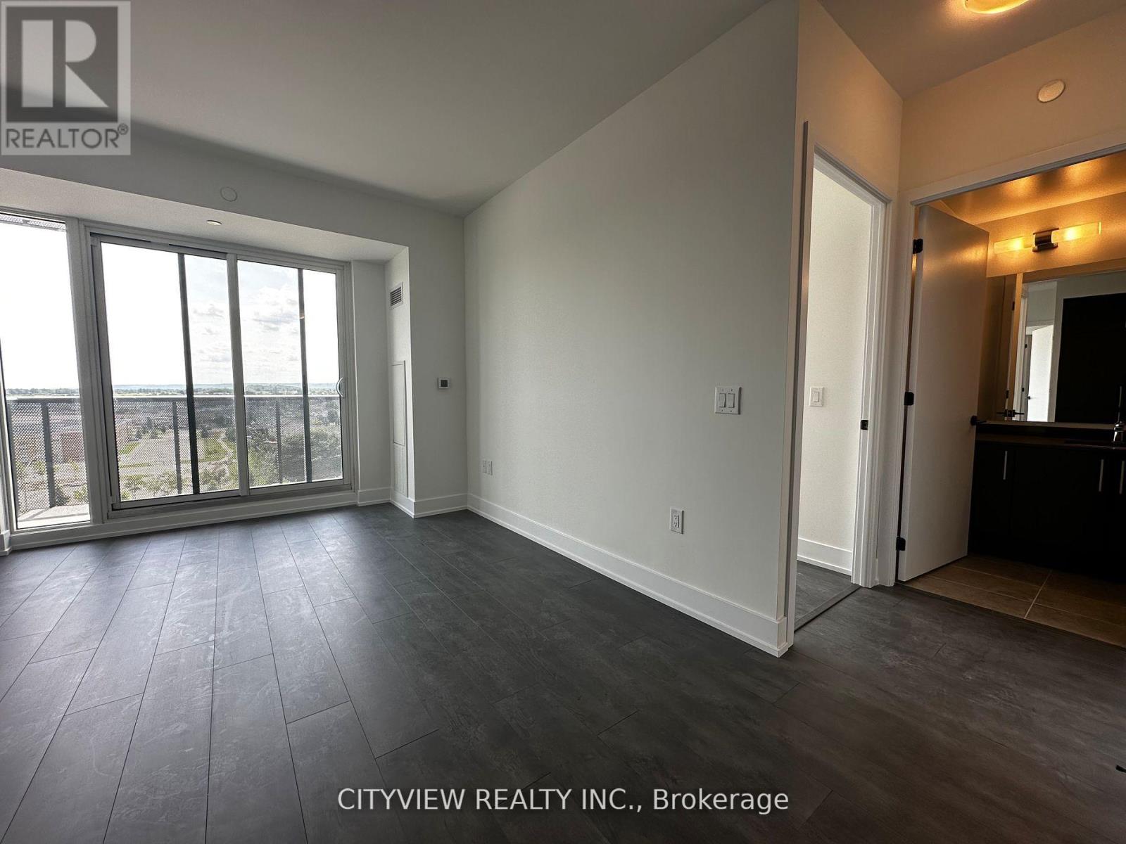 541 - 2450 Old Bronte Road, Oakville, Ontario  L6M 5P6 - Photo 7 - W12444736