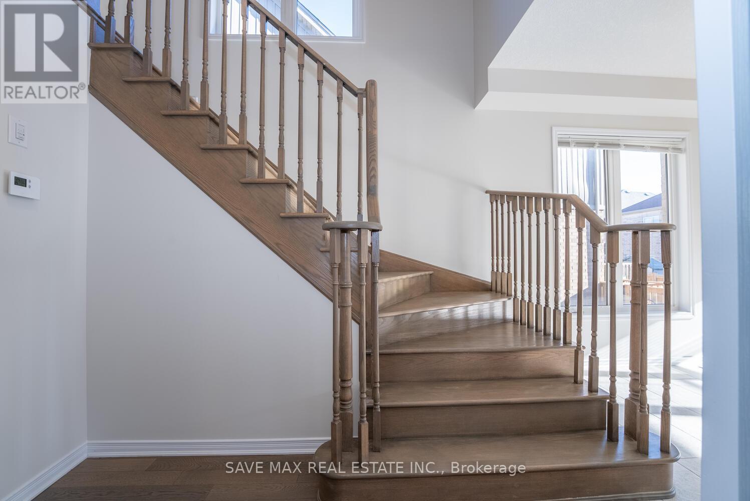 27 Blacksmith Drive Nw, Woolwich, Ontario  N0B 1M0 - Photo 13 - X12432503