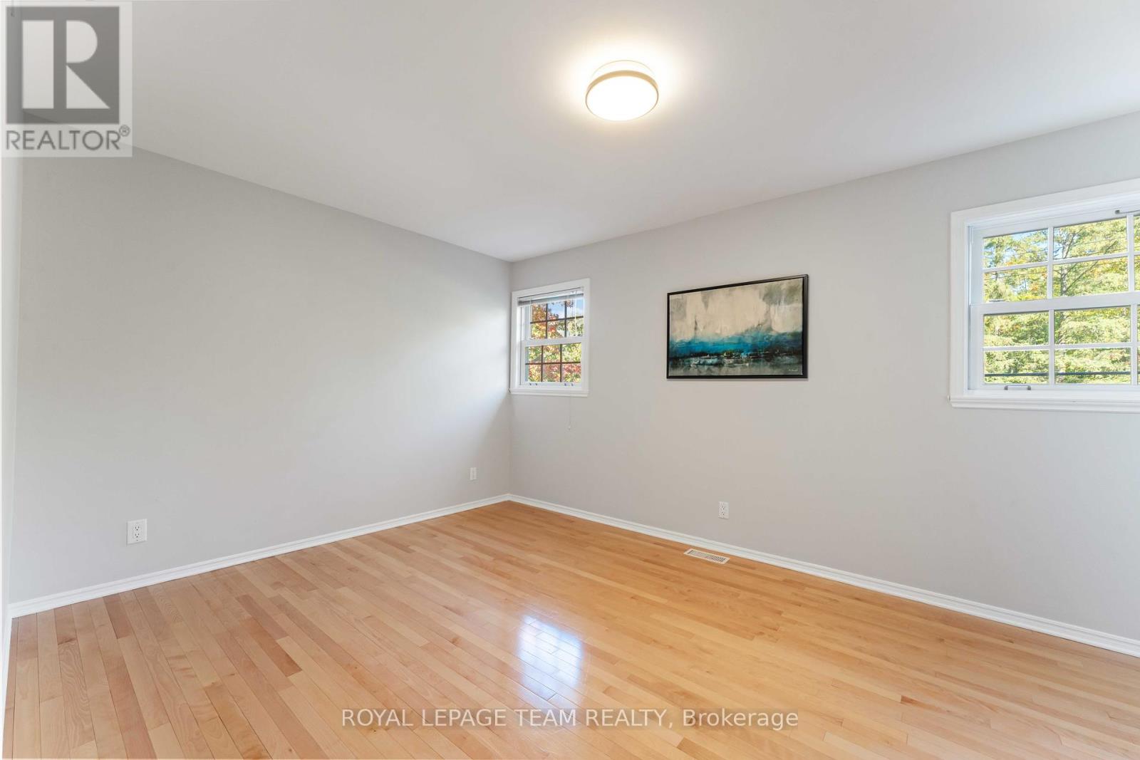60 Vaan Drive, Ottawa, Ontario  K2G 0C9 - Photo 30 - X12440886