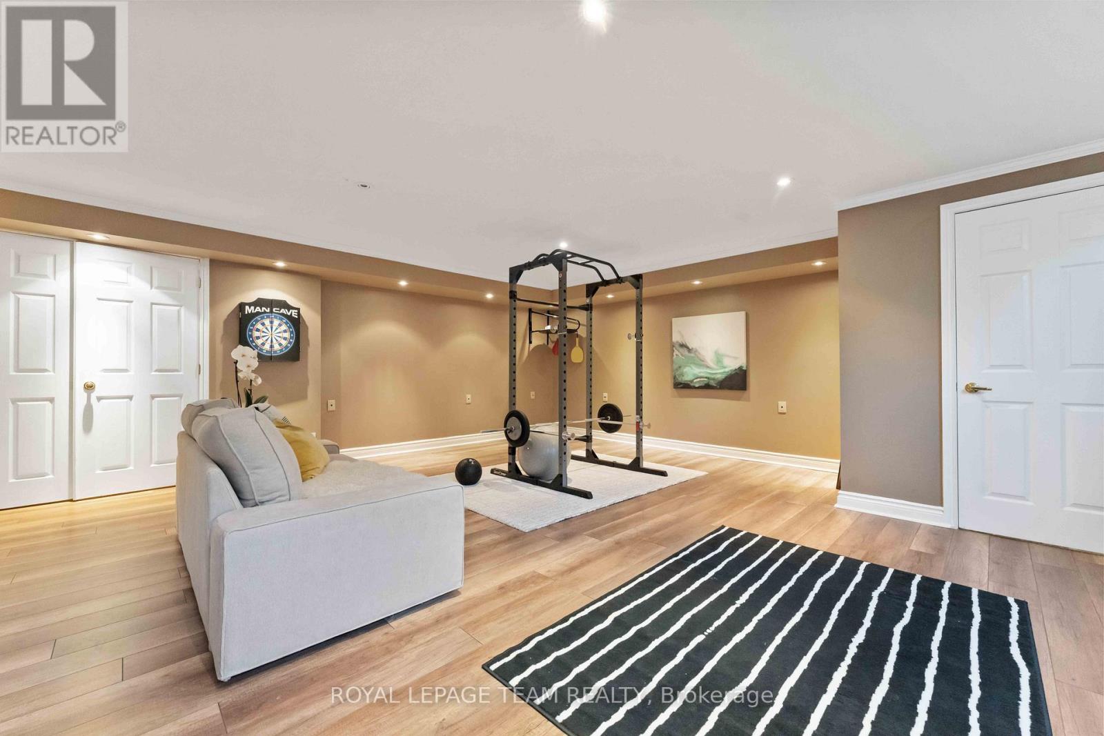 60 Vaan Drive, Ottawa, Ontario  K2G 0C9 - Photo 38 - X12440886