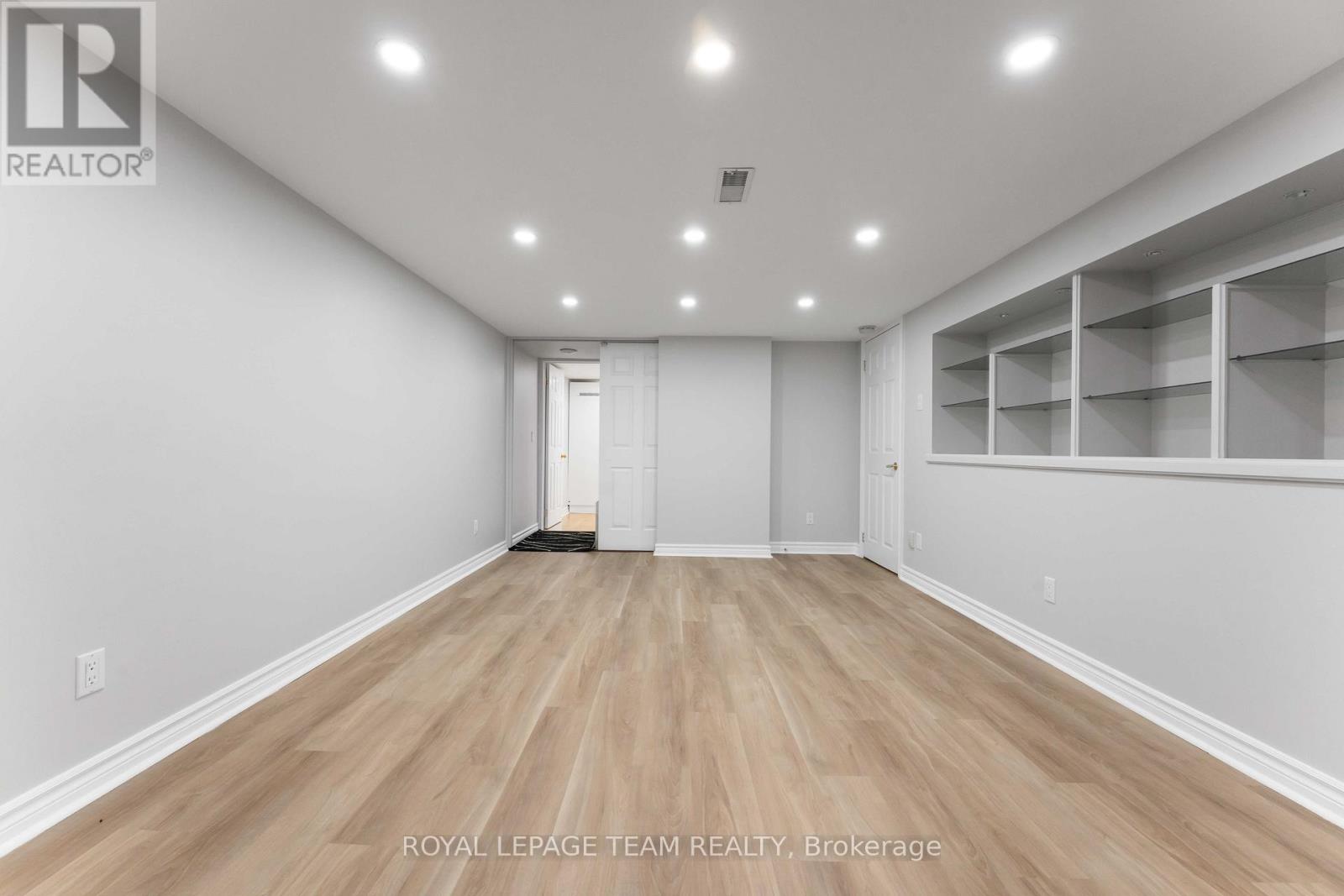 60 Vaan Drive, Ottawa, Ontario  K2G 0C9 - Photo 35 - X12440886