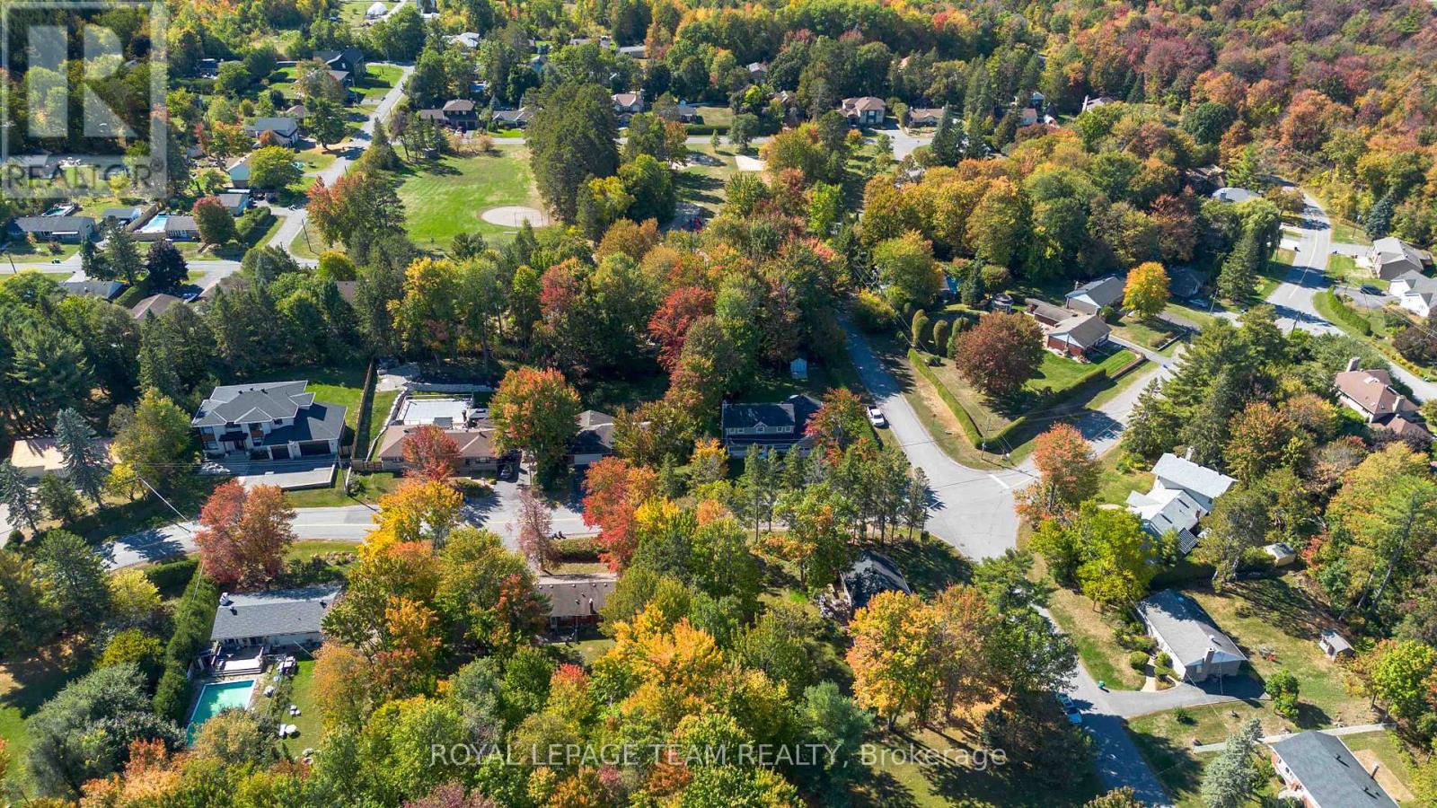 60 Vaan Drive, Ottawa, Ontario  K2G 0C9 - Photo 47 - X12440886