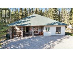 20, 4147 Highway 587, Rural Mountain View County, Ca