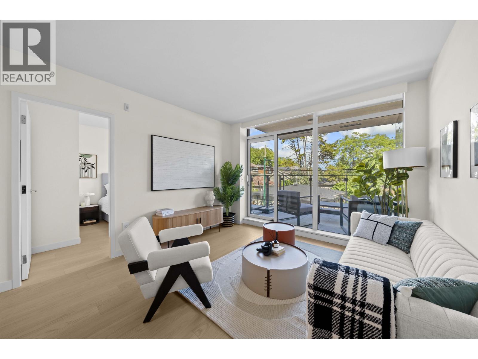 305 3596 W 28th Avenue, Vancouver, British Columbia  V6S 2G5 - Photo 2 - R3027645