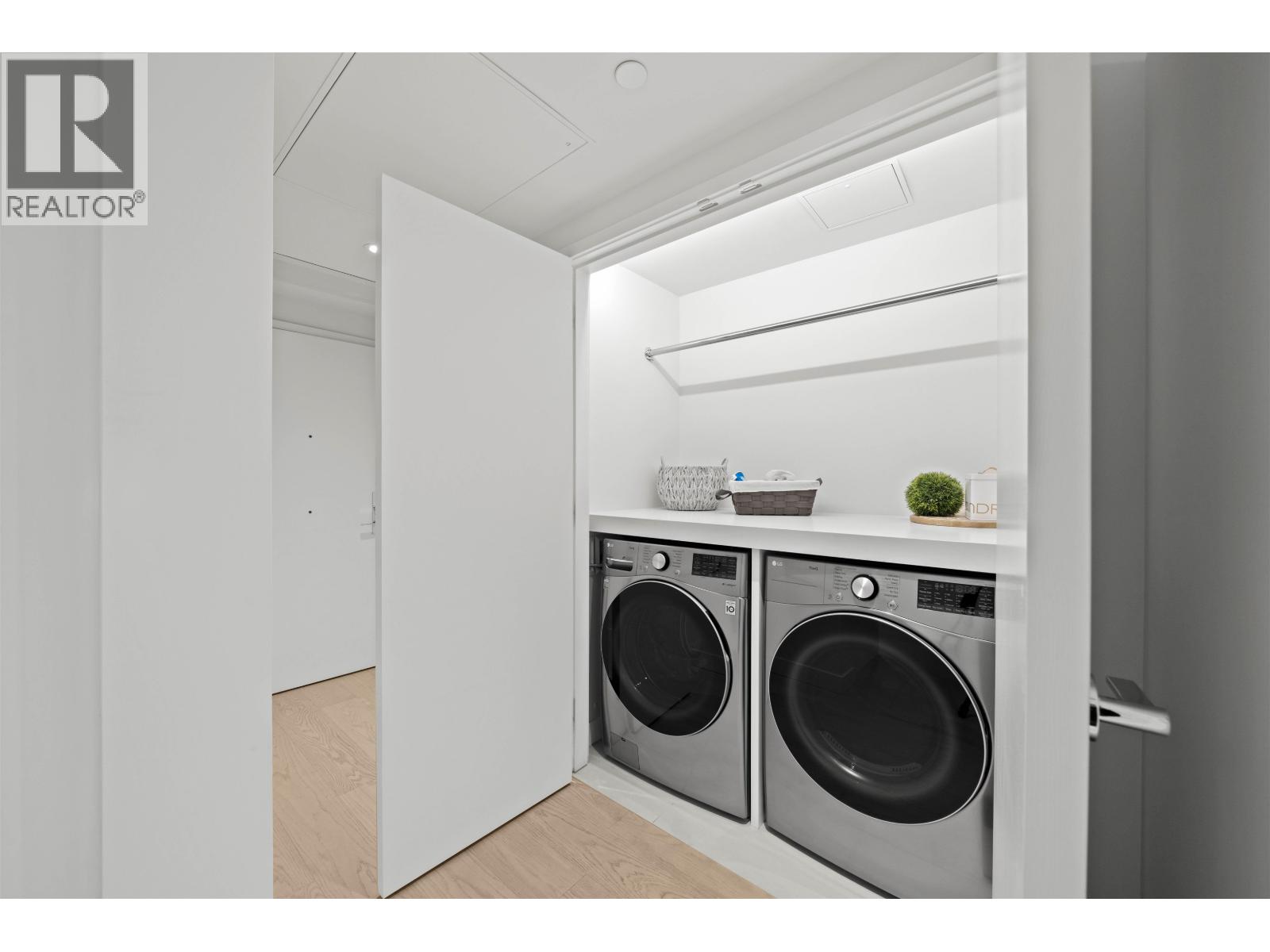 305 3596 W 28th Avenue, Vancouver, British Columbia  V6S 2G5 - Photo 16 - R3027645