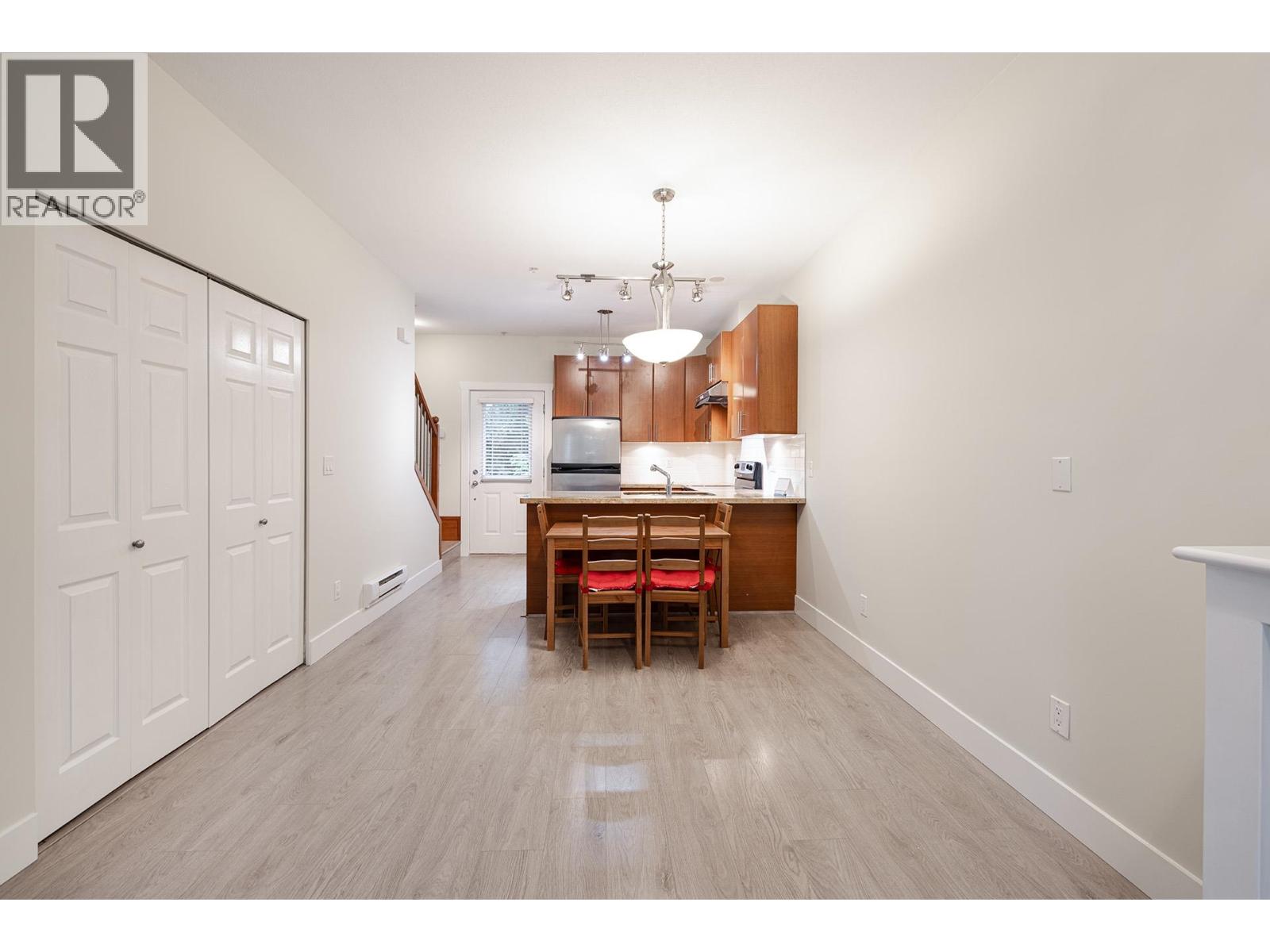 206 5211 Irmin Street, Burnaby, British Columbia  V5J 0C9 - Photo 7 - R3053777