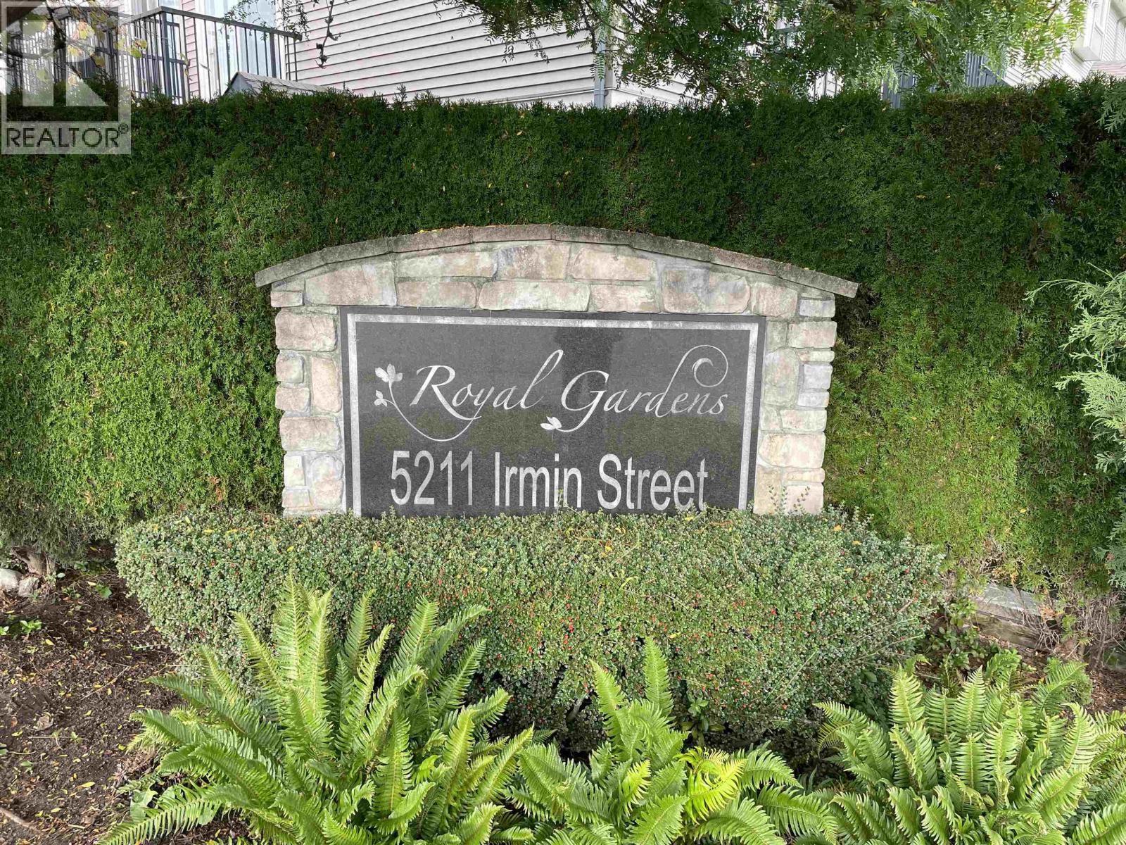 206 5211 Irmin Street, Burnaby, British Columbia  V5J 0C9 - Photo 1 - R3053777